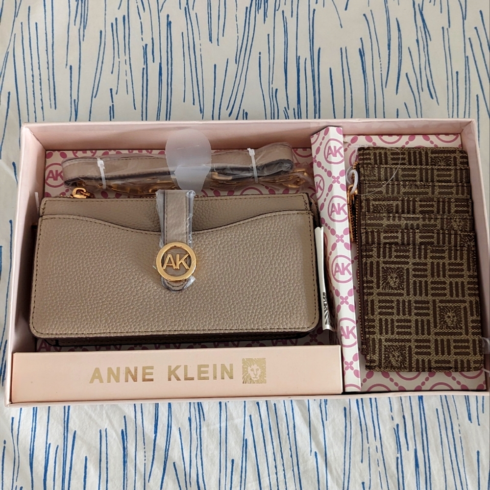 Anne Klein crossbody bag and card case insert